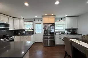 101 Sagamore St, Freeport, NY 11520 - Photo 24