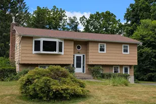 11 Kevin Ct, Montgomery, NY 12549 - Photo 2
