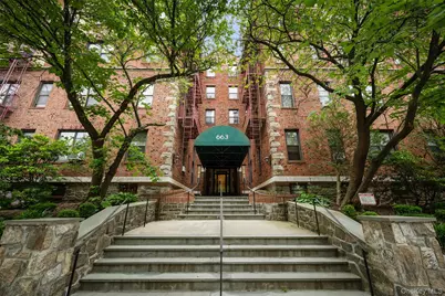 663 Locust Street #5D, Mount Vernon, NY 10552 - Photo 1