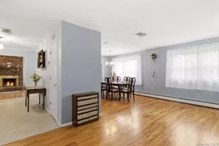 825 Karshick St, Bohemia, NY 11716 - Photo 12