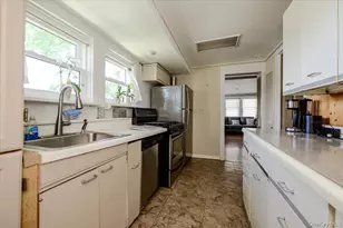 47 D Edgewater Park, Bronx, NY 10465 - Photo 6