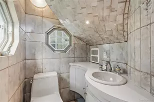 122 Lawrence Ave, Lawrence, NY 11559 - Photo 18
