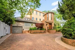 122 Lawrence Ave, Lawrence, NY 11559 - Photo 1
