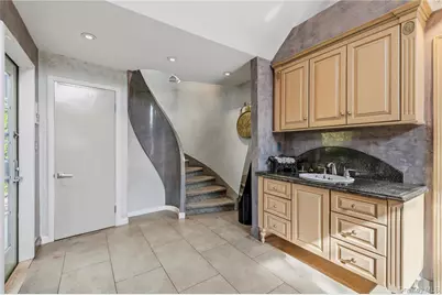 122 Lawrence Avenue, Lawrence, NY 11559 - Photo 12