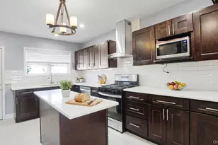 99-13 215th St, Queens Village, NY 11429 - Photo 12