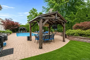 1 Settler Dr, Coram, NY 11727 - Photo 38