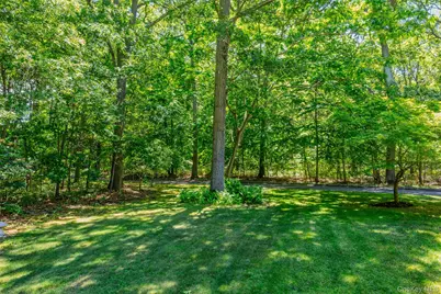 67 Oak Street, Centereach, NY 11720 - Photo 34