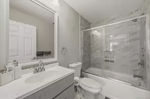 70 Peach Pl, Middletown, NY 10940 - Photo 20