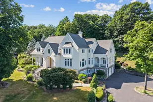 4 Katavolos Dr, Tomkins Cove, NY 10986 - Photo 2