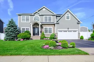 7 Highwater Ave, Massapequa, NY 11758 - Photo 30
