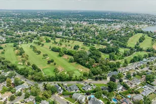 7 Highwater Ave, Massapequa, NY 11758 - Photo 32