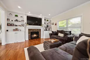 7 Highwater Ave, Massapequa, NY 11758 - Photo 4