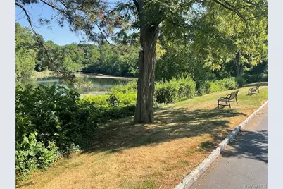 405 Trump Park, Shrub Oak, NY 10588 - Photo 32