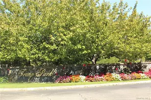 405 Trump Park, Shrub Oak, NY 10588 - Photo 2