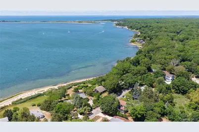 [Address not provided], East Hampton, NY 11937 - Photo 32