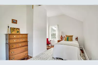 [Address not provided], East Hampton, NY 11937 - Photo 28