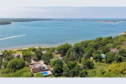 [Address not provided], East Hampton, NY 11937 - Photo 2