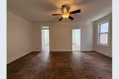 8161 Woodhaven Boulevard, Glendale, NY 11385 - Photo 14