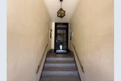 8161 Woodhaven Boulevard, Glendale, NY 11385 - Photo 6