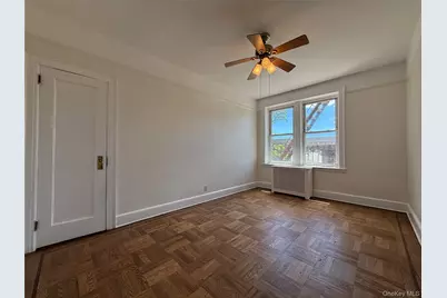 8161 Woodhaven Boulevard, Glendale, NY 11385 - Photo 18