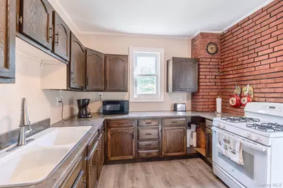 19 W Union Street, Kingston, NY 12401 - Photo 8