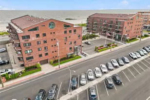 750 W Broadway, Long Beach, NY 11561 - Photo 32
