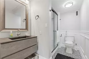 750 W Broadway, Long Beach, NY 11561 - Photo 16