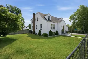 145 Calebs Path, Brentwood, NY 11717 - Photo 2