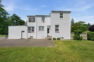 145 Calebs Path, Brentwood, NY 11717 - Photo 20