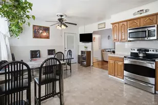 145 Calebs Path, Brentwood, NY 11717 - Photo 4