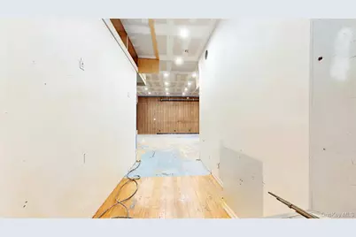 65-19 Myrtle Avenue #StoreFront 2, Glendale, NY 11385 - Photo 6