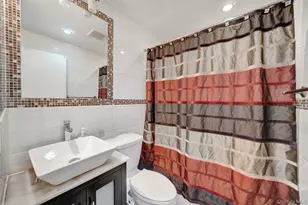 87-80 Little Neck Pkwy, Floral Park, NY 11001 - Photo 16
