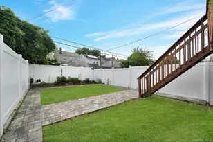 87-80 Little Neck Pkwy, Floral Park, NY 11001 - Photo 18