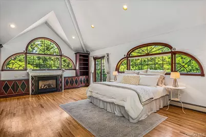 86 Dorchester Drive, Manhasset, NY 11030 - Photo 24