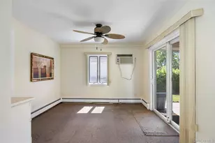 95 Laurel Rd, Lindenhurst, NY 11757 - Photo 16