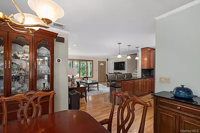 7 Layne Way, Northport, NY 11768 - Photo 8