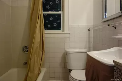 16011 84th Road, Jamaica, NY 11432 - Photo 20
