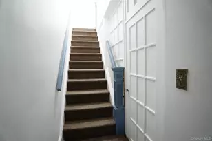 160-11 84th Rd, Jamaica, NY 11432 - Photo 2