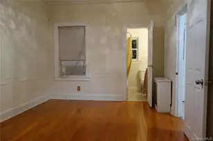 160-11 84th Rd, Jamaica, NY 11432 - Photo 16