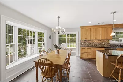 202 Bayport Avenue, Bayport, NY 11705 - Photo 8