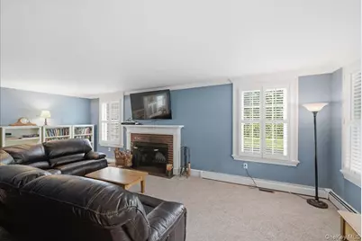 202 Bayport Avenue, Bayport, NY 11705 - Photo 6