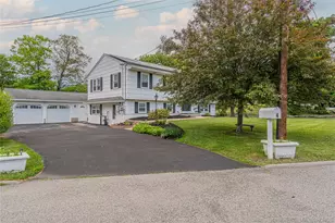 4 Russett Ln, Wappingers Falls, NY 12590 - Photo 2