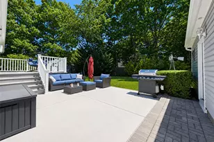 65 Winston Dr, Shirley, NY 11967 - Photo 16