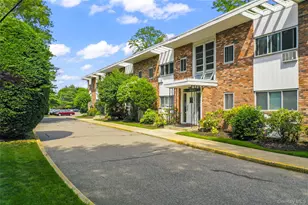 200 Lexington Ave, Oyster Bay, NY 11771 - Photo 4