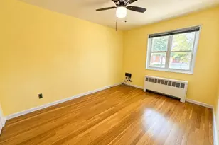 15-14 212th St, Bayside, NY 11360 - Photo 20