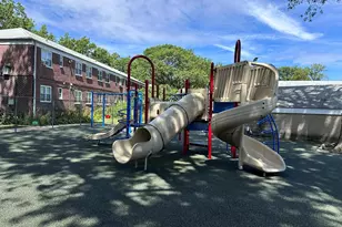 15-14 212th St, Bayside, NY 11360 - Photo 28