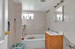 194-04 56th Ave, Fresh Meadows, NY 11365 - Photo 16