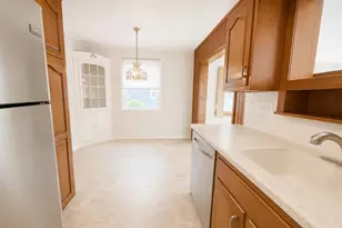 32 Hasbrouck Dr, Poughkeepsie, NY 12603 - Photo 6
