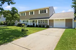 634 Morrison St, Babylon, NY 11702 - Photo 2