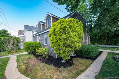 75 W Pulaski Road, Huntington Station, NY 11746 - Photo 34